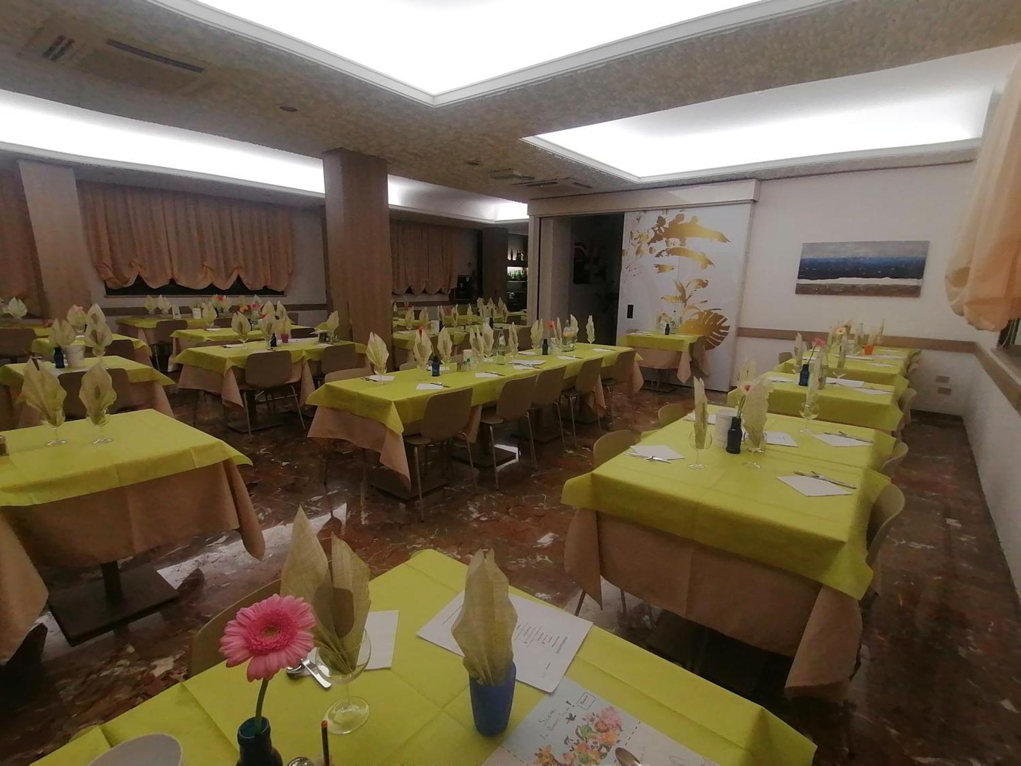 Hotel Silvana เบลลาเรีย-อีเจอา มารีนา ภายนอก รูปภาพ
